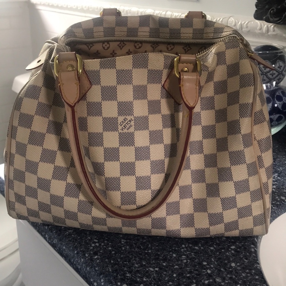 Knockoff Louis Vuitton Bag
